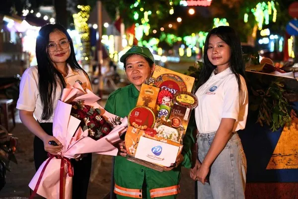 Đội ngũ hỗ trợ khách hàng chuyên nghiệp của 90ok